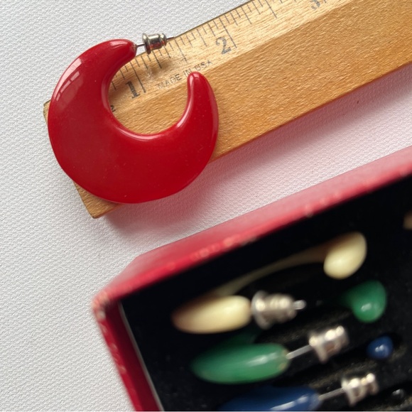 Vintage Kenneth Jay Lane 8pr Boxed Set Crescent Slice Hoop Earrings KJL Designer - Picture 6 of 16